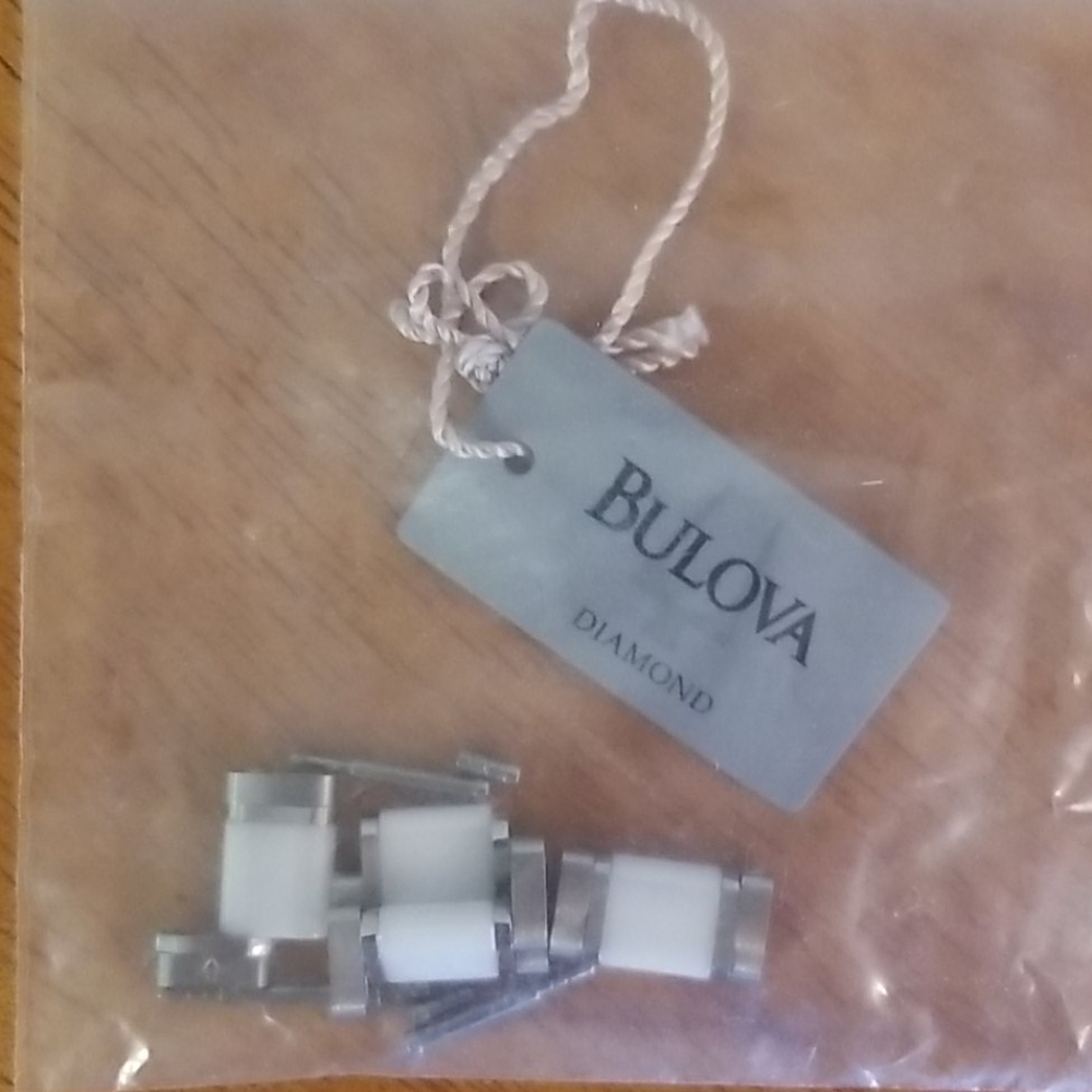 Watch - Picture 3 of 3